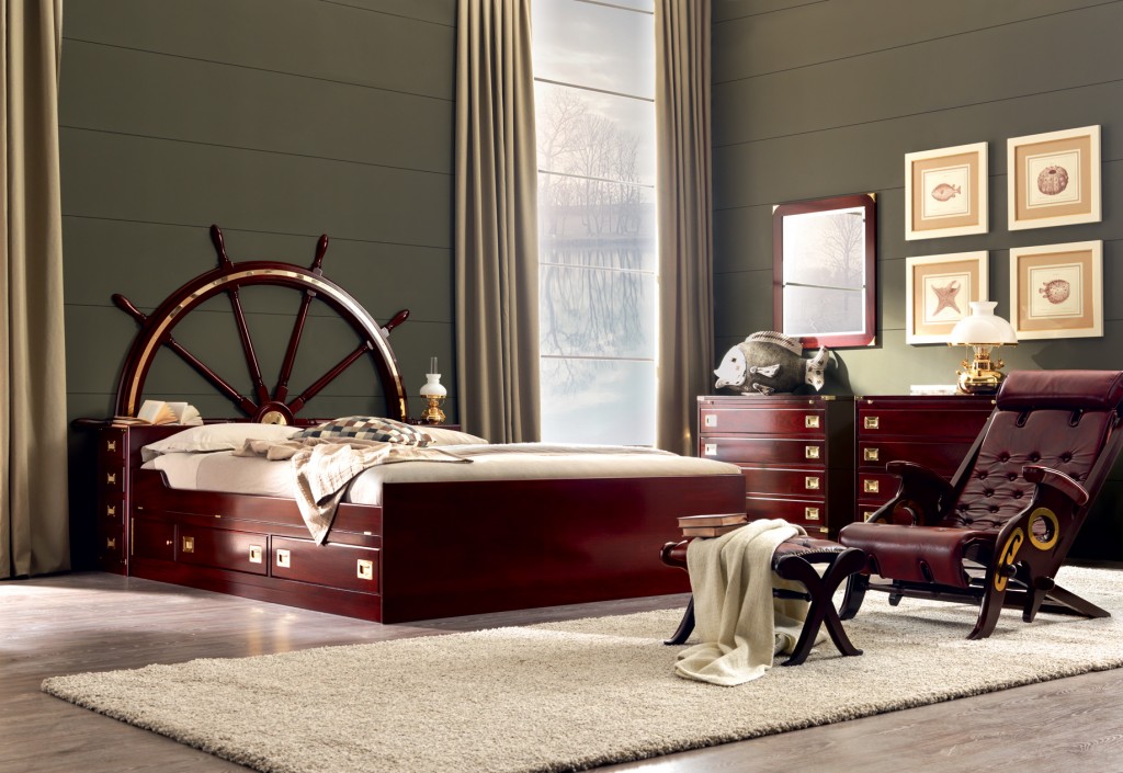 With its Vecchia Marina style, Caroti takes a new look at the furniture of twentieth century ocean liners.