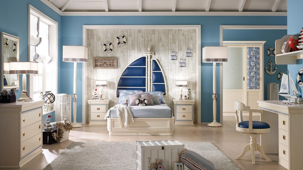 Navy Style Bedroom by Caroti