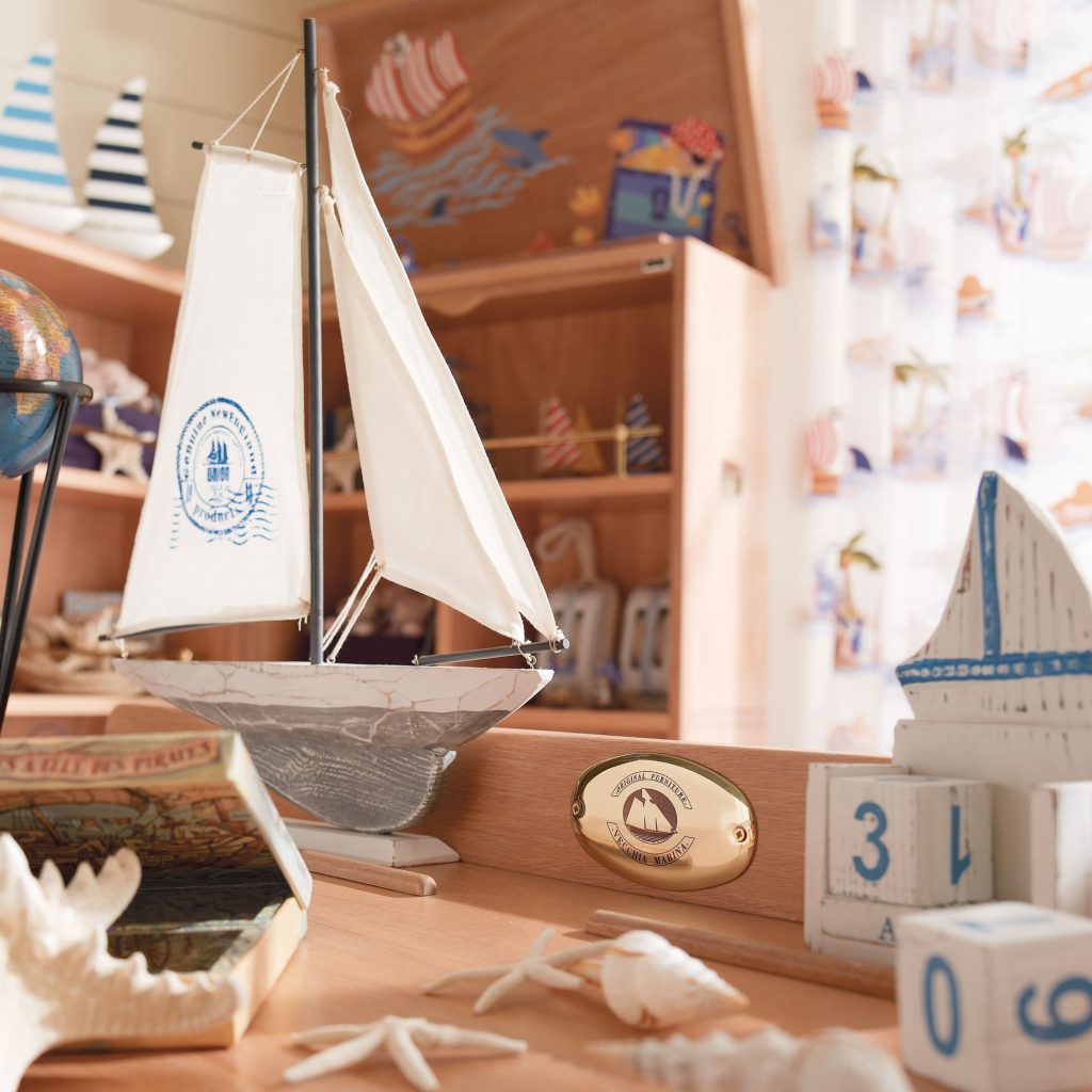 inspiration sea coastal marine old navy nautical style